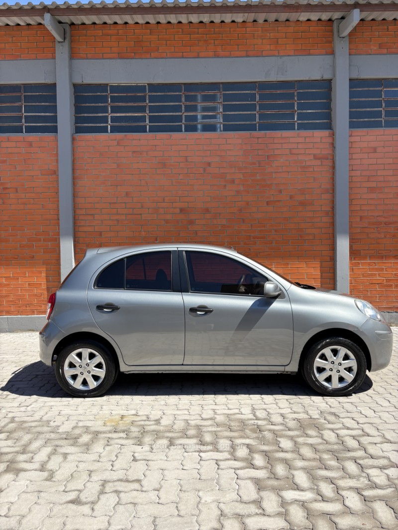 MARCH 1.6 SV 16V FLEX 4P MANUAL - 2013 - CAXIAS DO SUL