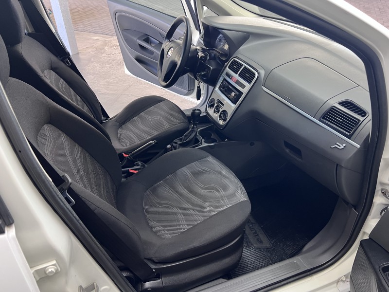 PUNTO 1.4 8V FLEX 4P MANUAL - 2010 - CAXIAS DO SUL