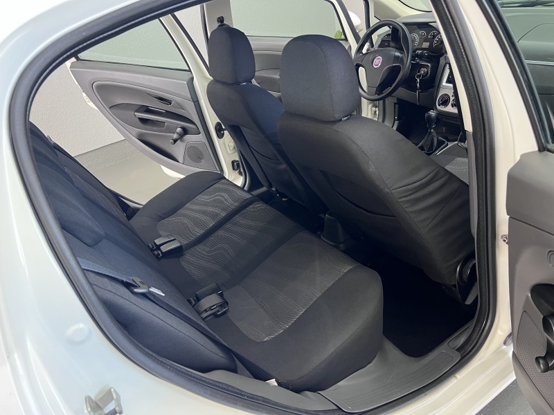 PUNTO 1.4 8V FLEX 4P MANUAL - 2010 - CAXIAS DO SUL