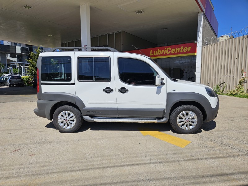 DOBLÓ 1.8 MPI ADVENTURE 8V FLEX 4P MANUAL - 2014 - CAXIAS DO SUL