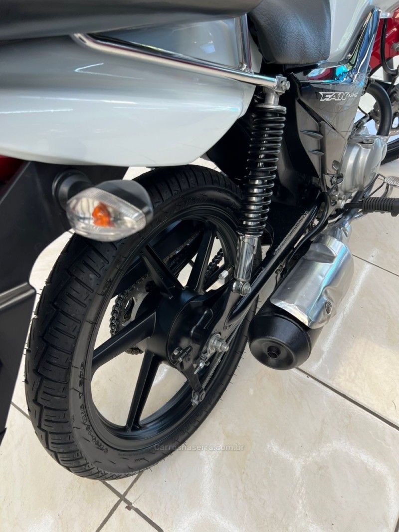 CG 125 CARGO - 2014 - ESTâNCIA VELHA