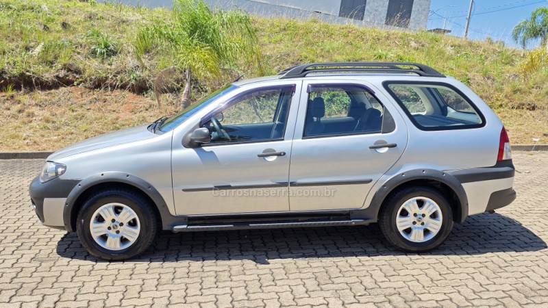 PALIO 1.8 MPI ADVENTURE WEEKEND 8V FLEX 4P MANUAL - 2006 - SãO MARCOS