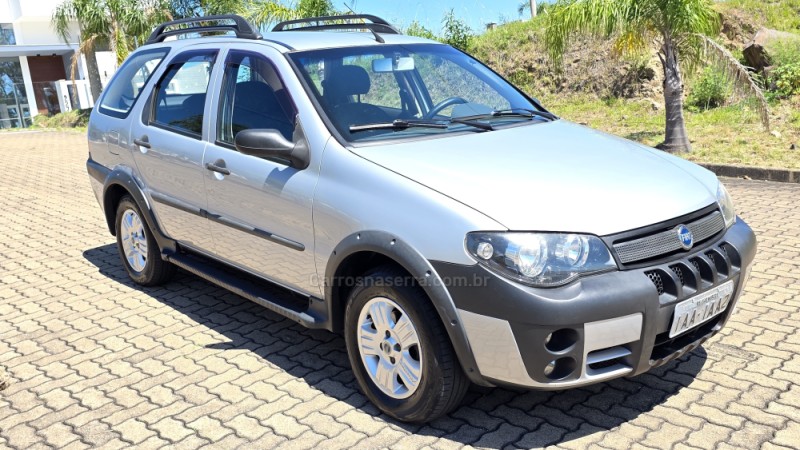 PALIO 1.8 MPI ADVENTURE WEEKEND 8V FLEX 4P MANUAL - 2006 - SãO MARCOS