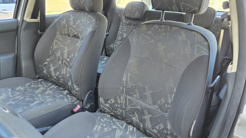 PALIO 1.8 MPI ADVENTURE WEEKEND 8V FLEX 4P MANUAL - 2006 - SãO MARCOS