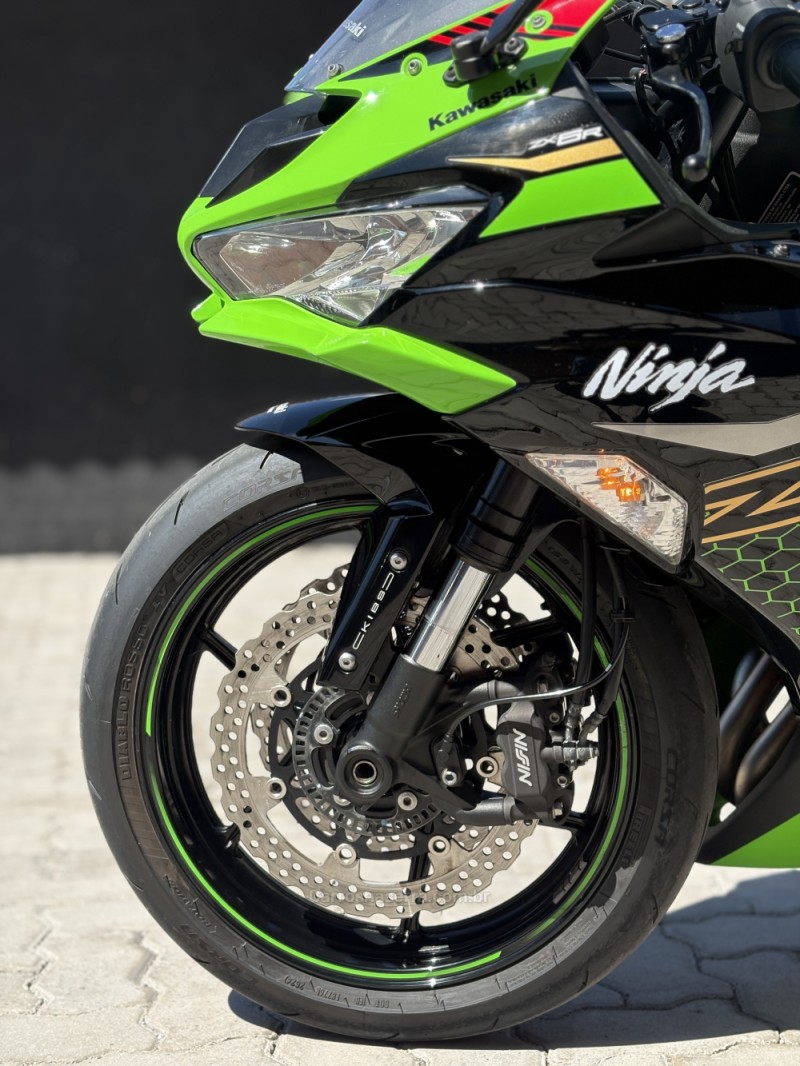 NINJA ZX-6R 636  - 2020 - CAXIAS DO SUL