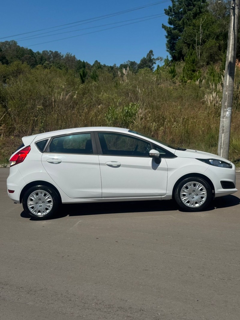 FIESTA 1.6 SE HATCH 16V FLEX 4P MANUAL - 2017 - BENTO GONçALVES