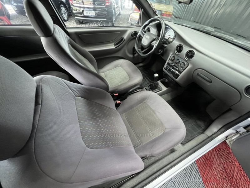 CELTA 1.0 MPFI SUPER 8V FLEX 2P MANUAL - 2001 - CAXIAS DO SUL