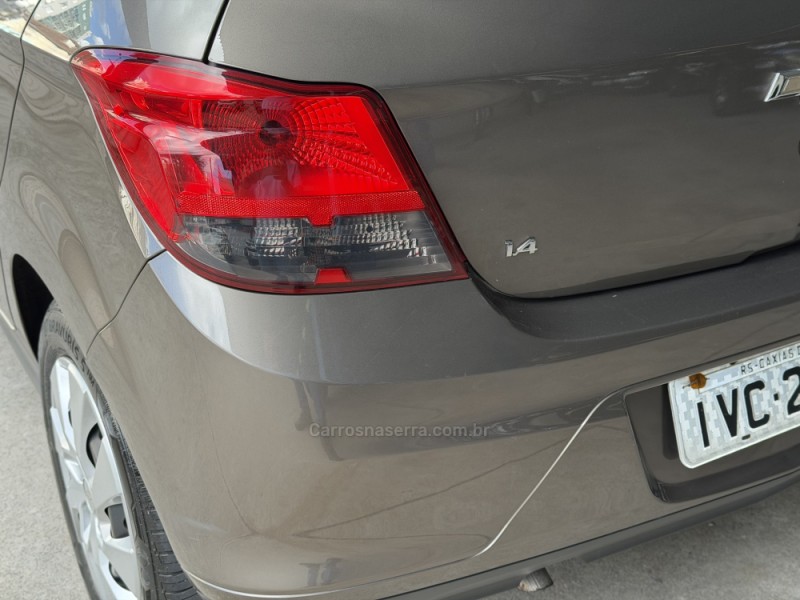 ONIX 1.4 MPFI LT 8V FLEX 4P MANUAL - 2014 - CAXIAS DO SUL