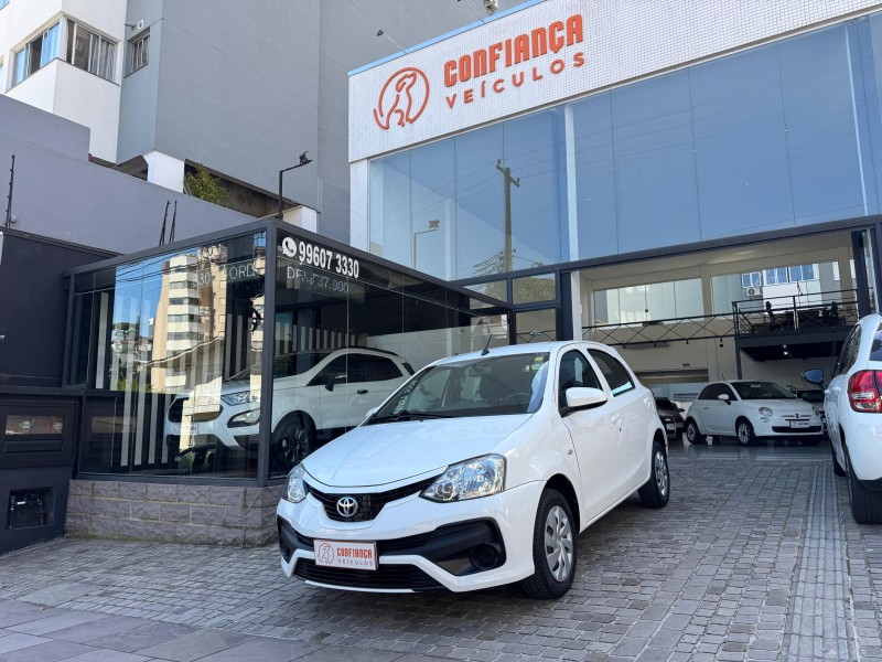 ETIOS 1.3 X 16V FLEX 4P MANUAL