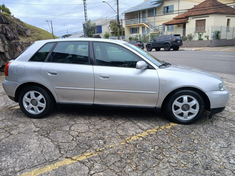 A3 1.8 20V GASOLINA 4P MANUAL - 2003 - FARROUPILHA