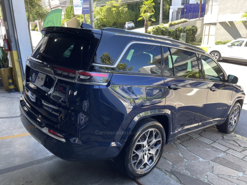 COMMANDER 1.3 OVERLAND T270 16V 4X2 TURBO FLEX 4P AUTOMÁTICO - 2023 - BENTO GONçALVES