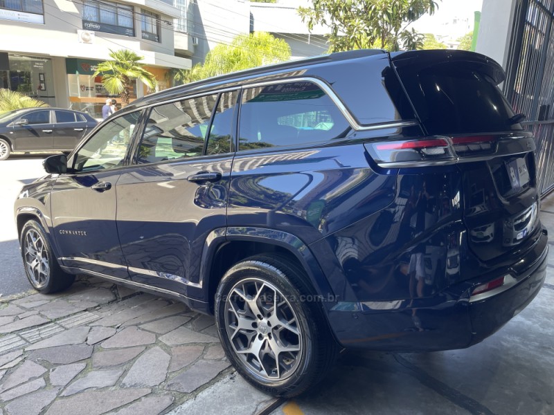 COMMANDER 1.3 OVERLAND T270 16V 4X2 TURBO FLEX 4P AUTOMÁTICO - 2023 - BENTO GONçALVES