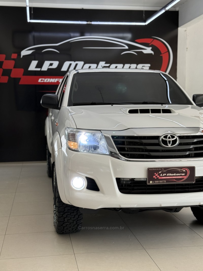 HILUX 3.0 SR 4X4 CD 16V TURBO INTERCOOLER DIESEL 4P MANUAL - 2015 - FARROUPILHA