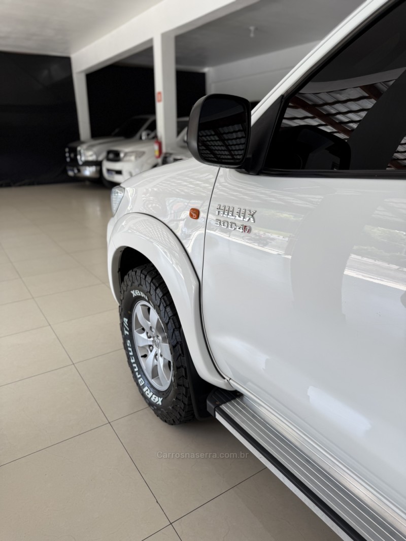 HILUX 3.0 SR 4X4 CD 16V TURBO INTERCOOLER DIESEL 4P MANUAL - 2015 - FARROUPILHA