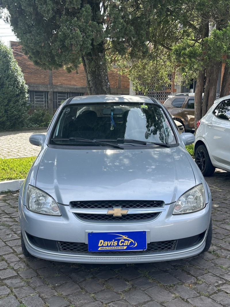 CLASSIC 1.0 MPFI LS 8V GASOLINA 4P MANUAL