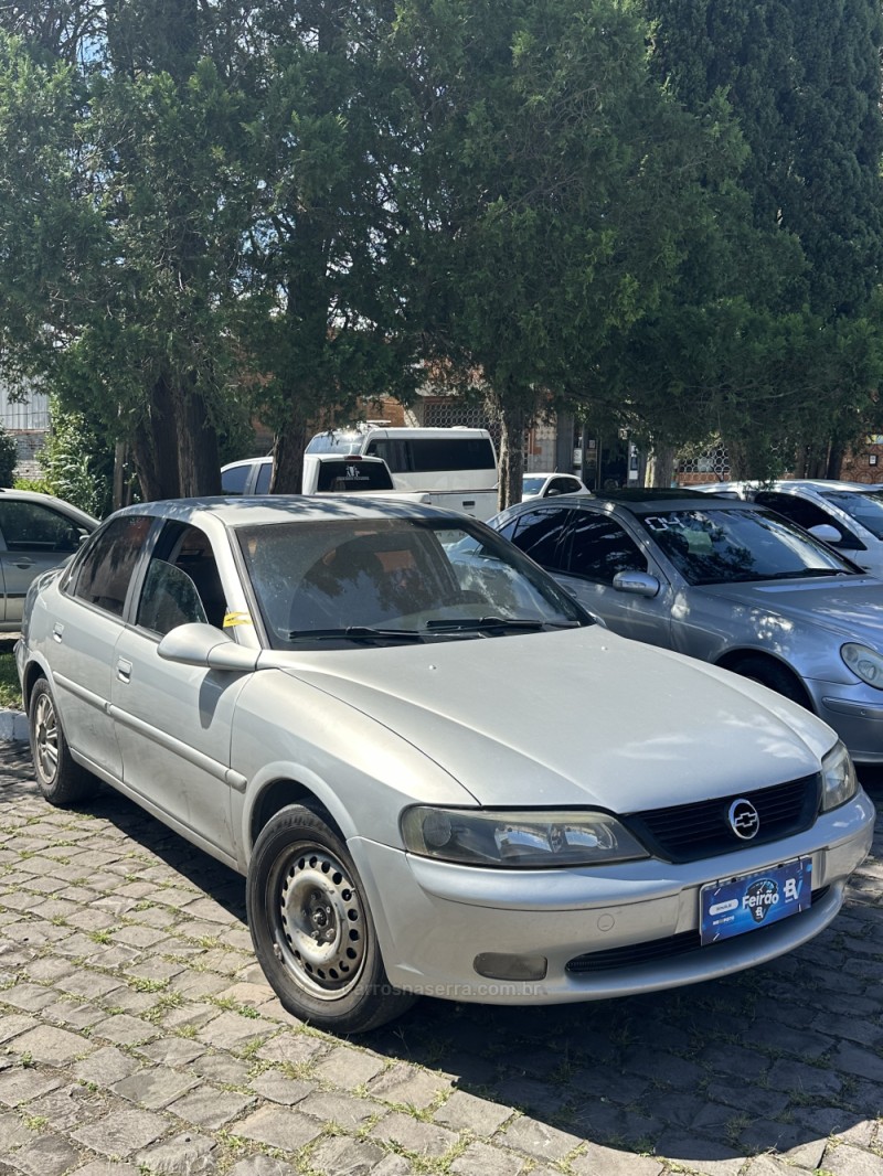 VECTRA 2.2 MPFI CD 16V GASOLINA 4P MANUAL - 1998 - CAXIAS DO SUL