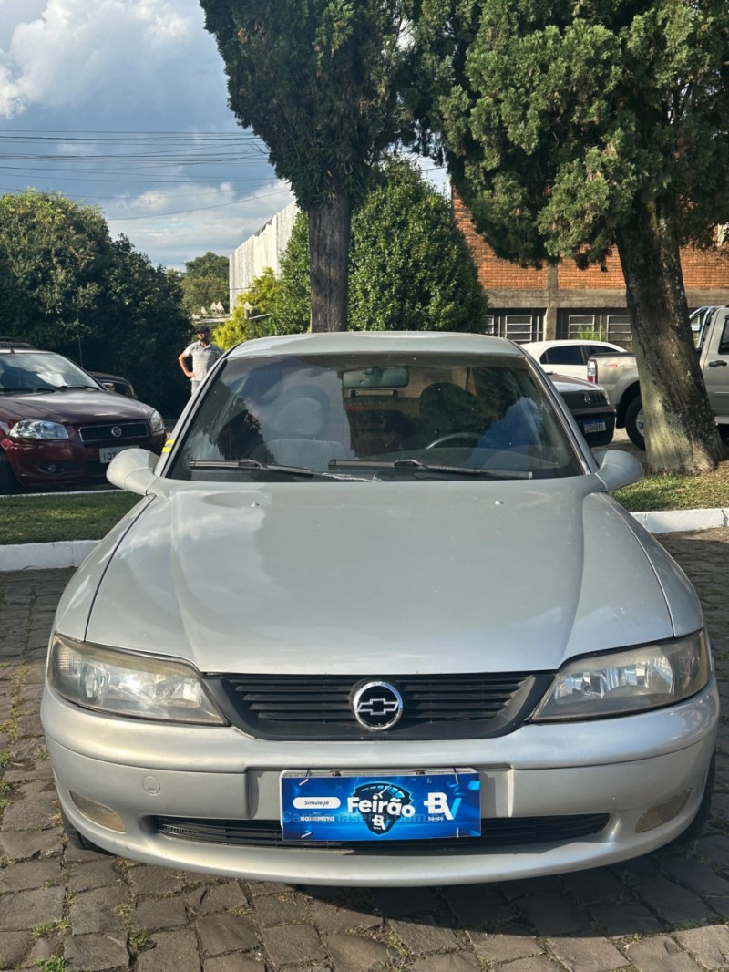VECTRA 2.2 MPFI CD 16V GASOLINA 4P MANUAL - 1998 - CAXIAS DO SUL