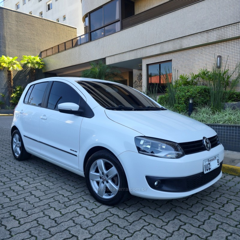 FOX 1.6 MI HIGHLINE 8V FLEX 4P MANUAL - 2014 - BENTO GONçALVES