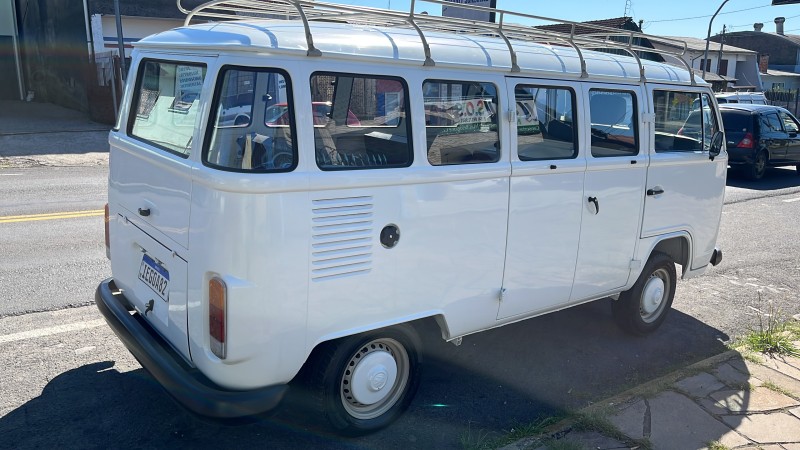 KOMBI 1.6 MI STD LOTAÇÃO 8V GASOLINA 3P MANUAL - 1996 - CAXIAS DO SUL