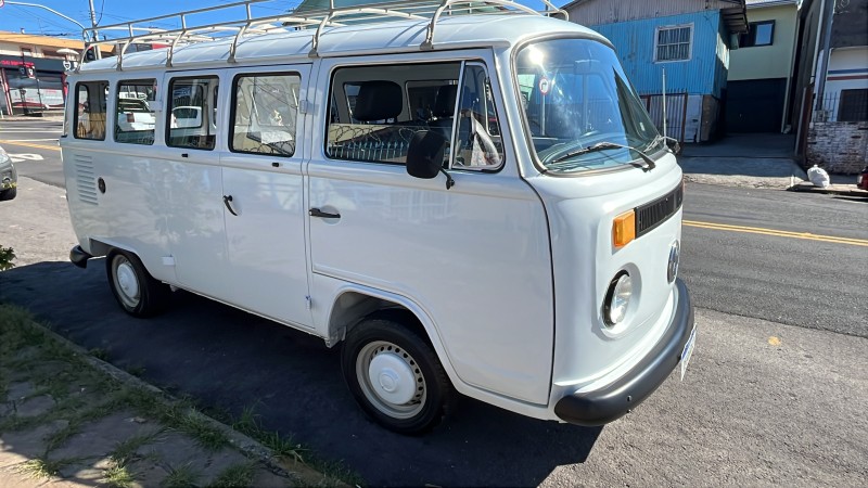 KOMBI 1.6 MI STD LOTAÇÃO 8V GASOLINA 3P MANUAL - 1996 - CAXIAS DO SUL