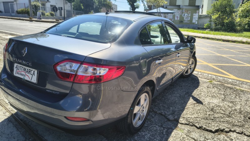 FLUENCE 2.0 DYNAMIQUE 16V FLEX 4P AUTOMÁTICO - 2013 - CAXIAS DO SUL