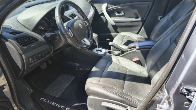 FLUENCE 2.0 DYNAMIQUE 16V FLEX 4P AUTOMÁTICO - 2013 - CAXIAS DO SUL