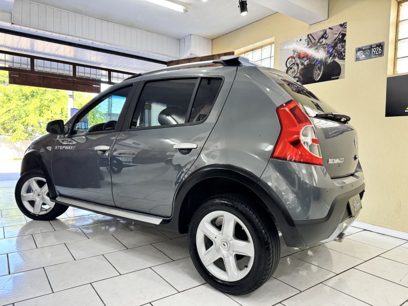 SANDERO 1.6 STEPWAY 16V DYNAMIQUE FLEX 4P MANUAL - 2011 - CAXIAS DO SUL