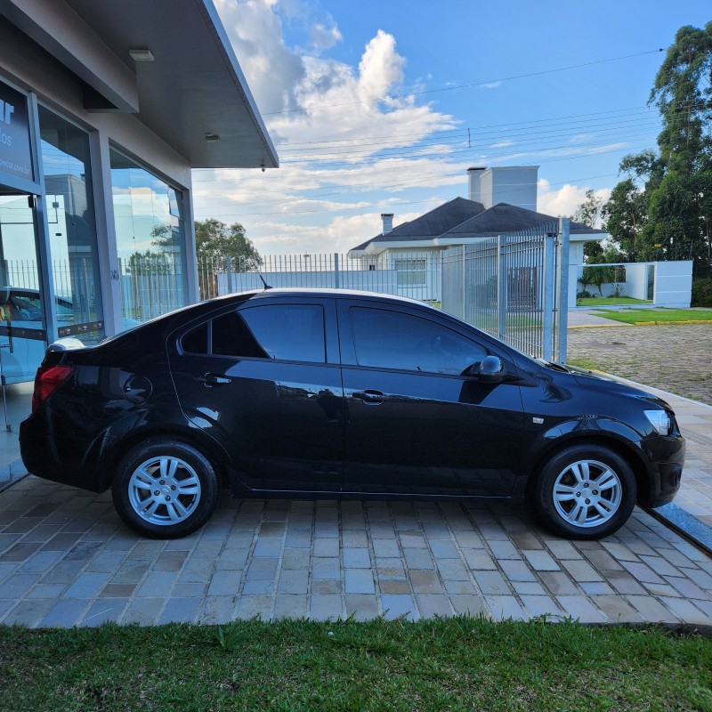 SONIC 1.6 LT SEDAN 16V FLEX 4P AUTOMÁTICO - 2013 - BENTO GONçALVES