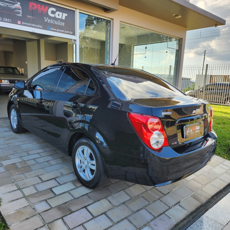 SONIC 1.6 LT SEDAN 16V FLEX 4P AUTOMÁTICO - 2013 - BENTO GONçALVES