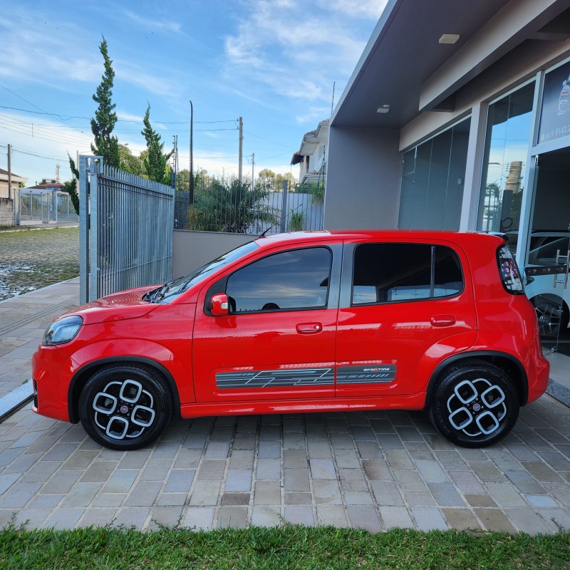 UNO 1.4 SPORTING 8V FLEX 2P MANUAL - 2015 - BENTO GONçALVES