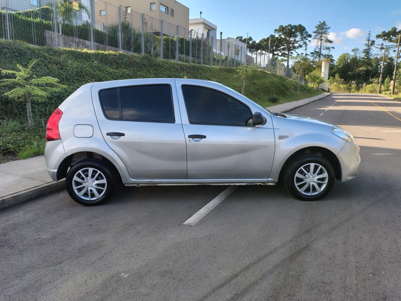 SANDERO 1.0 AUTHENTIQUE 16V FLEX 4P MANUAL - 2012 - CAXIAS DO SUL