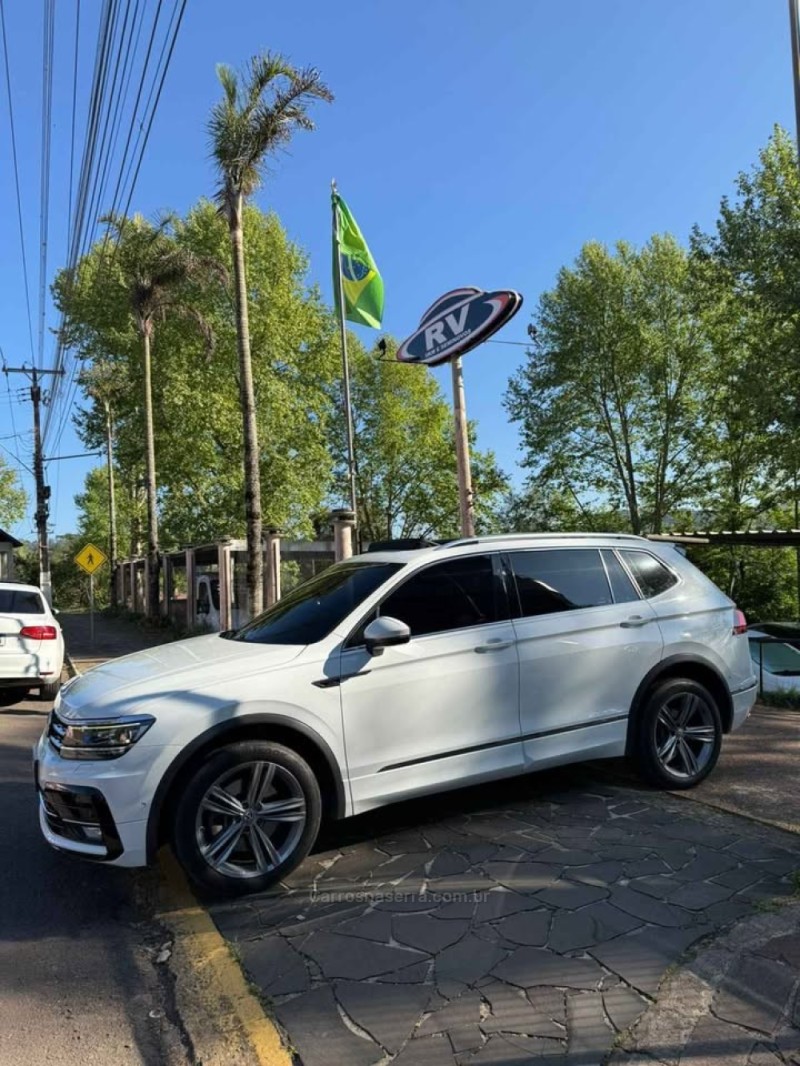 TIGUAN 2.0 TSI R-LINE 16V TURBO GASOLINA 4P TIPTRONIC - 2018 - CARLOS BARBOSA