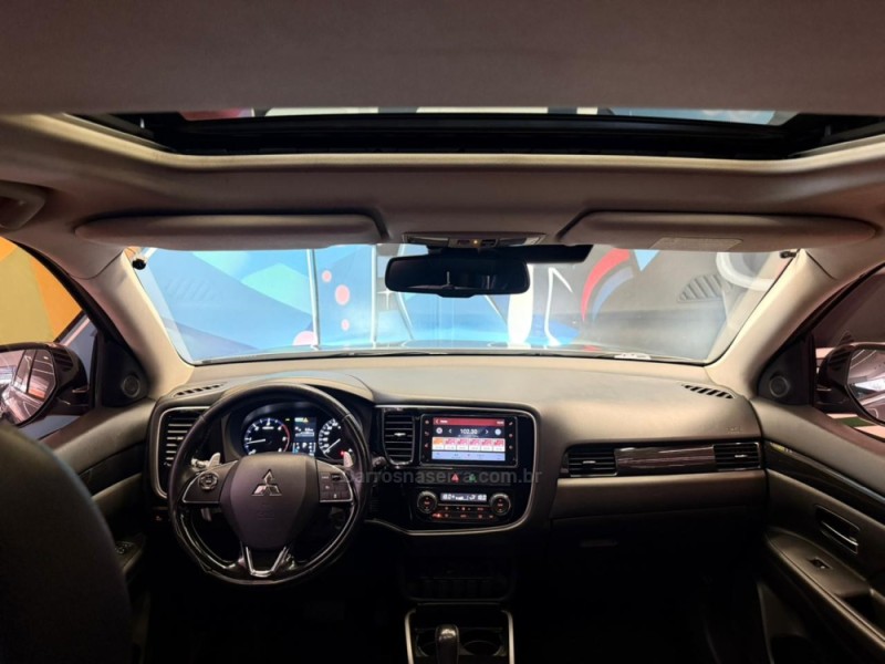 OUTLANDER 2.0 SPORT GLS 16V FLEX 4P AUTOMÁTICO - 2018 - NOVO HAMBURGO