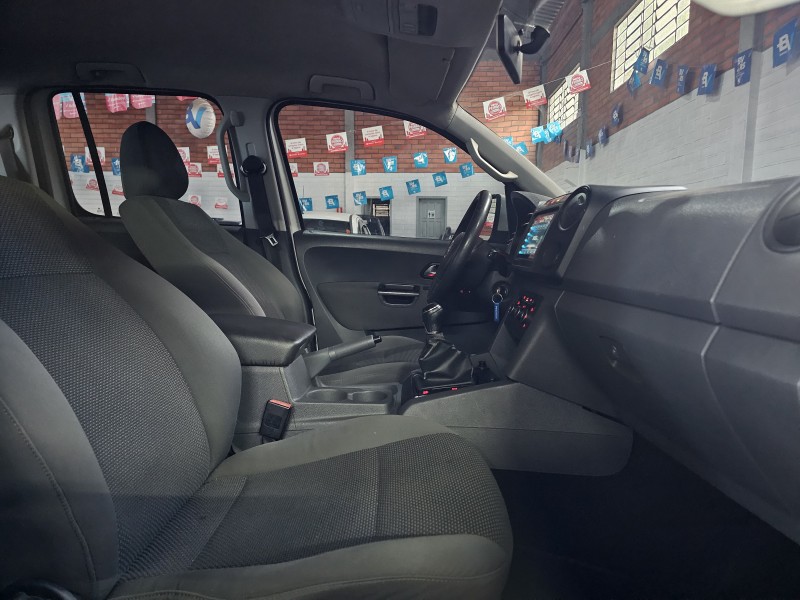 AMAROK 2.0 TRENDLINE 4X4 CD 16V TURBO INTERCOOLER DIESEL 4P MANUAL - 2013 - CAXIAS DO SUL