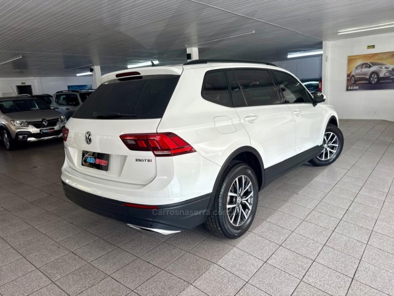 TIGUAN 1.4 ALLSPACE 250 TSI FLEX 4P - 2018 - NOVO HAMBURGO