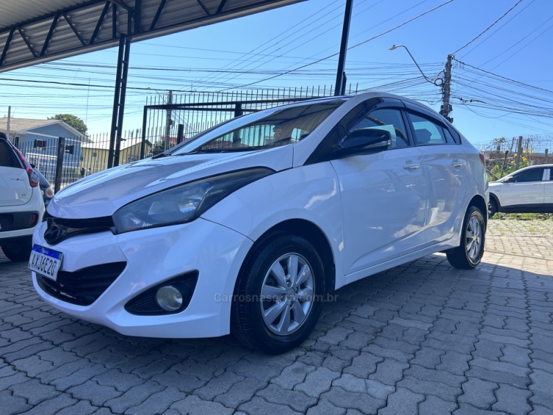 HB20S 1.0 COMFORT PLUS 12V FLEX 4P MANUAL - 2014 - CAXIAS DO SUL