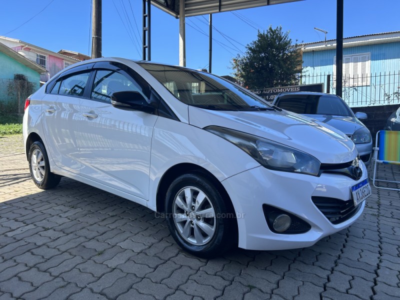 HB20S 1.0 COMFORT PLUS 12V FLEX 4P MANUAL - 2014 - CAXIAS DO SUL