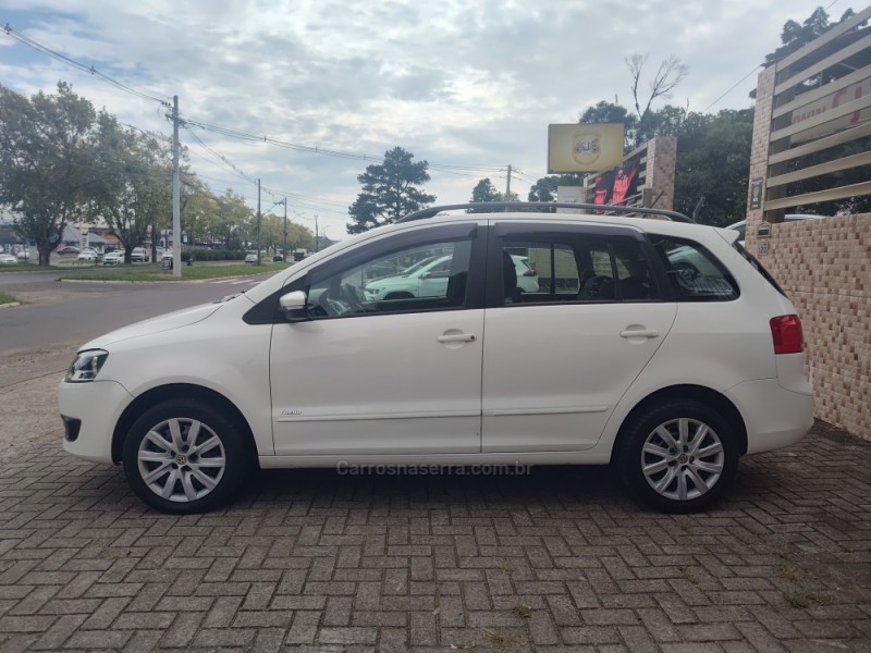 SPACEFOX 1.6 MI TREND 8V FLEX 4P MANUAL - 2014 - CANELA