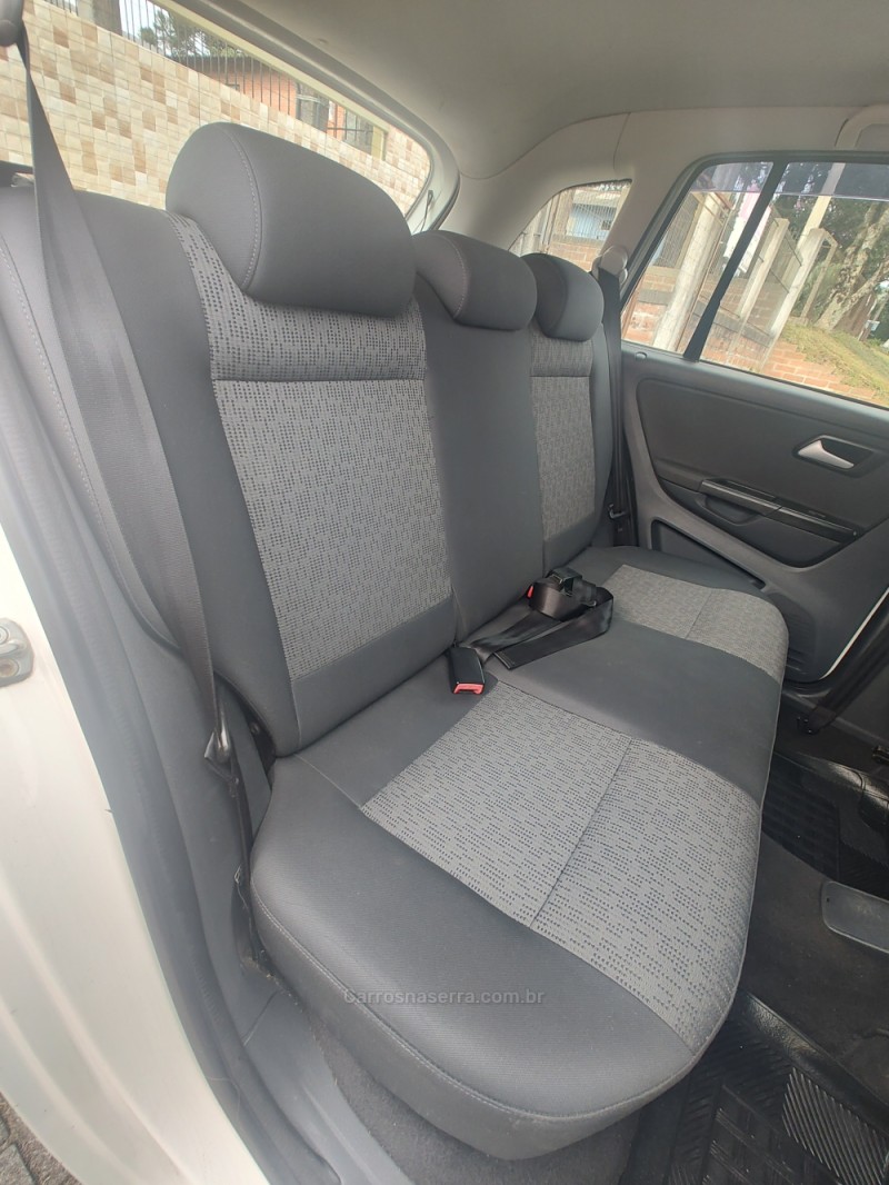 SPACEFOX 1.6 MI TREND 8V FLEX 4P MANUAL - 2014 - CANELA