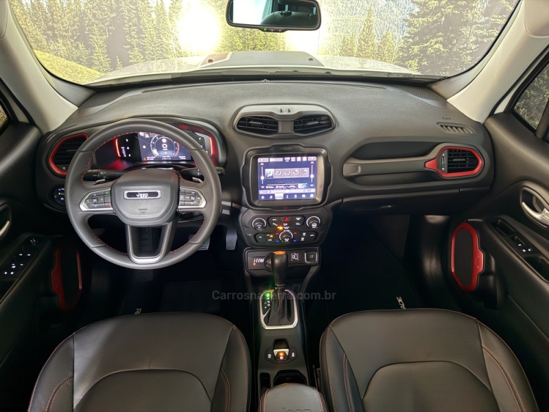 RENEGADE 1.3 TRAILHAWK T270 16V TURBO FLEX 4X4 4P AUTOMÁTICO - 2022 - GARIBALDI