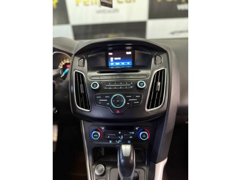 FOCUS 2.0 SE 16V FLEX 4P AUTOMÁTICO - 2016 - CAXIAS DO SUL