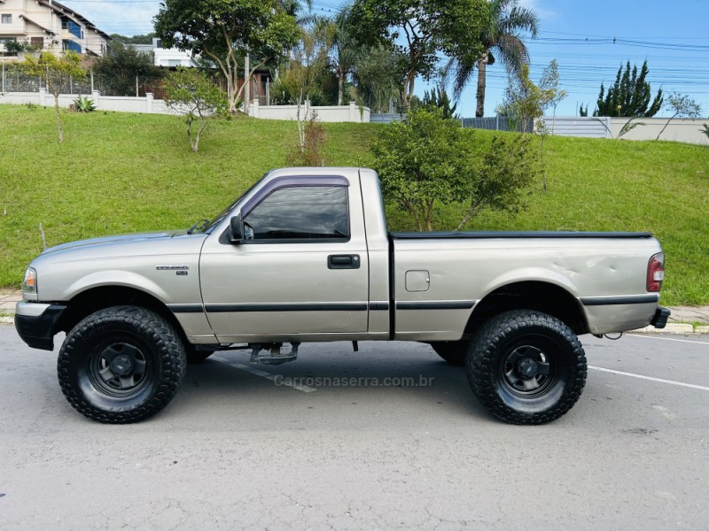 RANGER 2.3 XLS 4X2 CS 16V GASOLINA 2P MANUAL - 2006 - BENTO GONçALVES