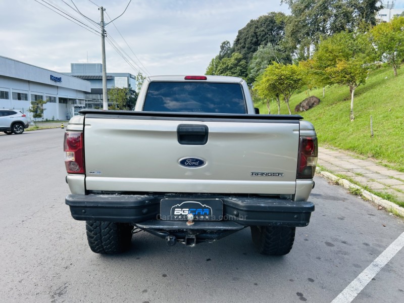 RANGER 2.3 XLS 4X2 CS 16V GASOLINA 2P MANUAL - 2006 - BENTO GONçALVES