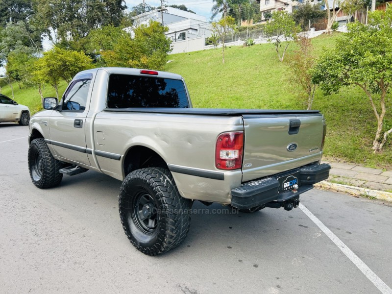 RANGER 2.3 XLS 4X2 CS 16V GASOLINA 2P MANUAL - 2006 - BENTO GONçALVES