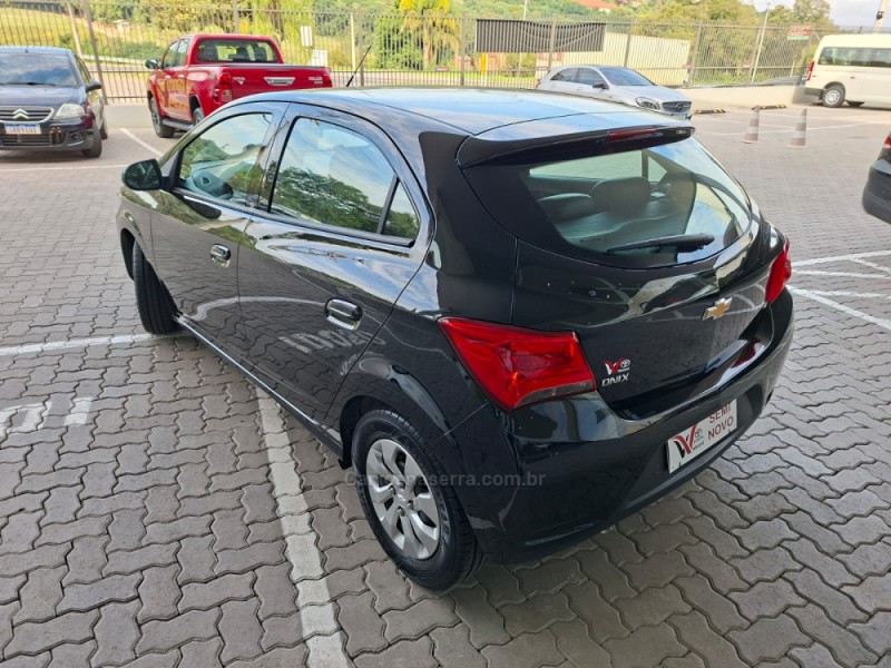ONIX 1.0 LT 12V FLEX 4P MANUAL - 2019 - BENTO GONçALVES