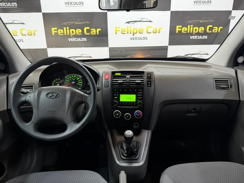 TUCSON 2.0 GL 2WD 16V GASOLINA 4P MANUAL - 2012 - CAXIAS DO SUL