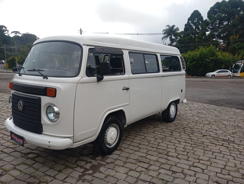 KOMBI 1.4 MI STD LOTAÇÃO 8V FLEX 3P MANUAL - 2013 - CAXIAS DO SUL