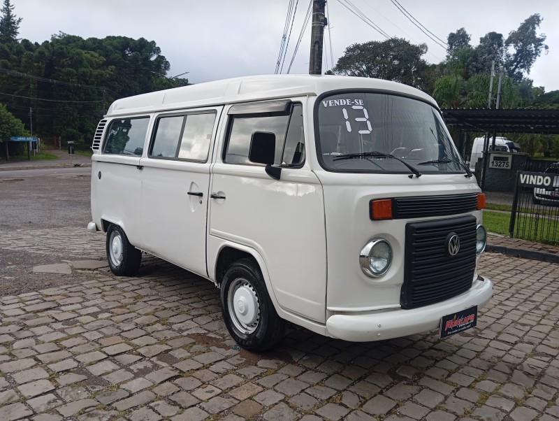 kombi 1.4 mi std lotacao 8v flex 3p manual 2013 caxias do sul