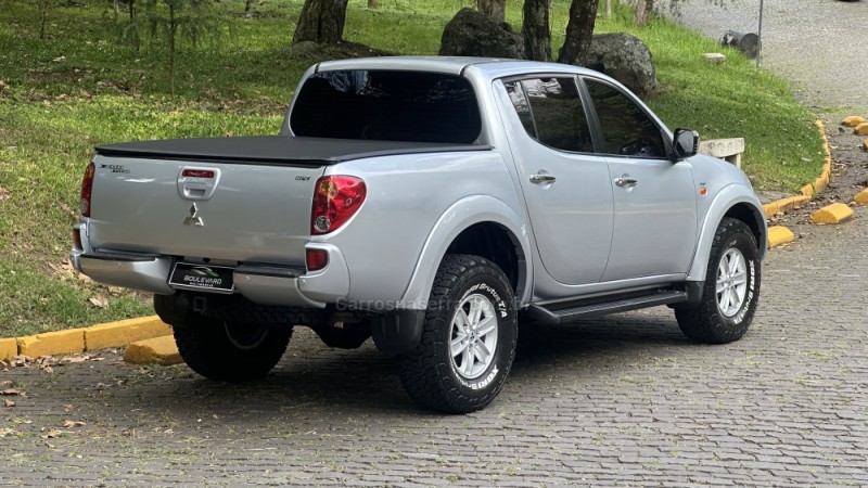 L200 TRITON 3.2 HPE 4X4 CD 16V TURBO INTERCOOLER DIESEL 4P MANUAL - 2009 - CAXIAS DO SUL