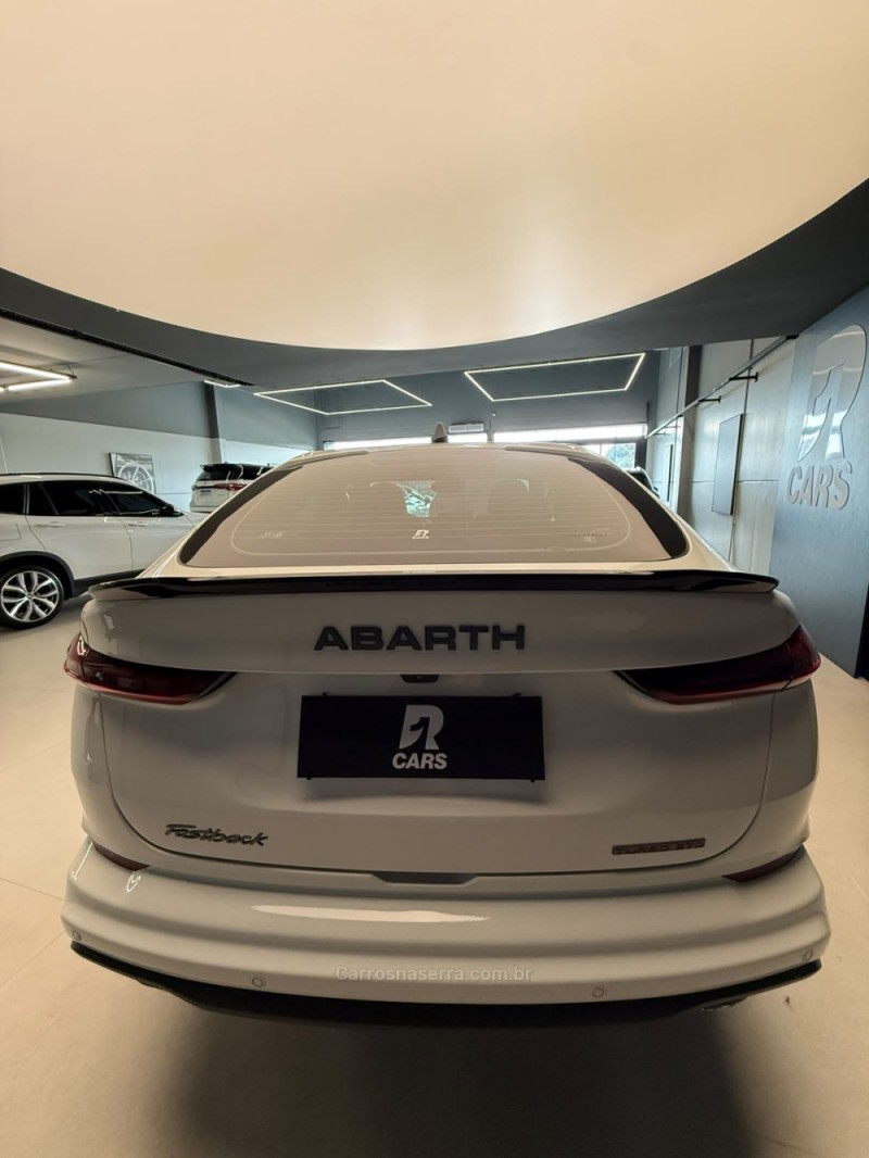FASTBACK 1.3 ABARTH 270 TURBO FLEX 4P AUTOMÁTICO - 2026 - LAJEADO
